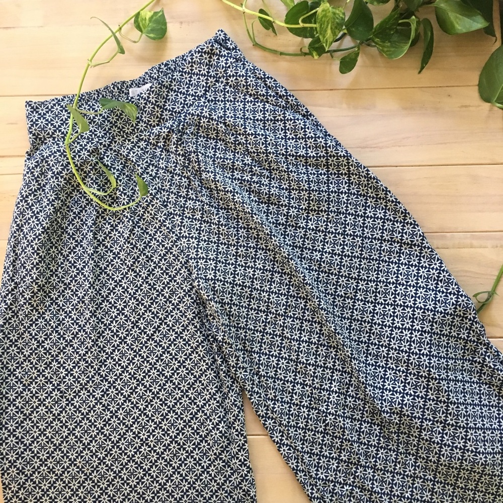 1. State Wide Leg High-Waisted Pant